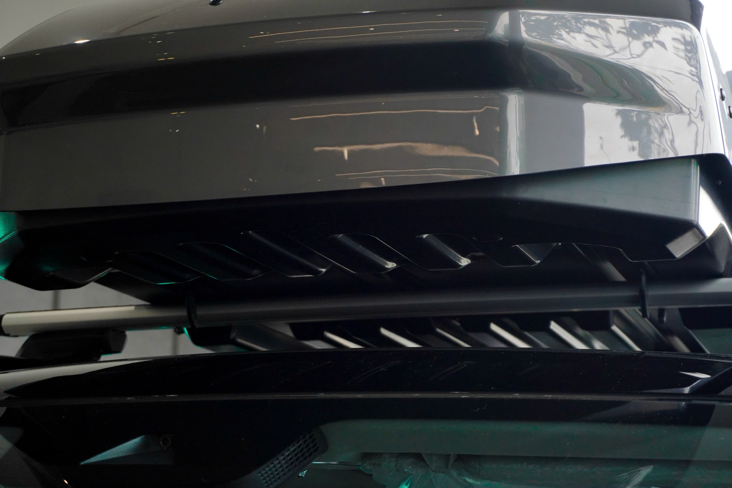 Cốp Nóc Thule Cho Lynk & Co 01 – Phụ Kiện Chính Hãng Cao Cấp – Tối Ưu Không Gian, Nâng Tầm Trải Nghiệm 34 Cốp nóc THULE dành cho Lynk & Co 01