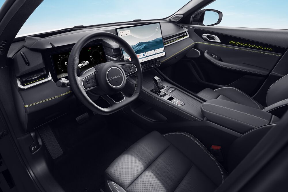 lynk co 03 noi that 2